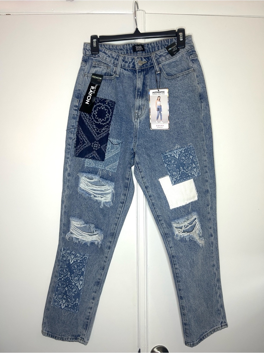 Simple Society Distressed Patchwork Jeans - NWT - Picture 2 of 9